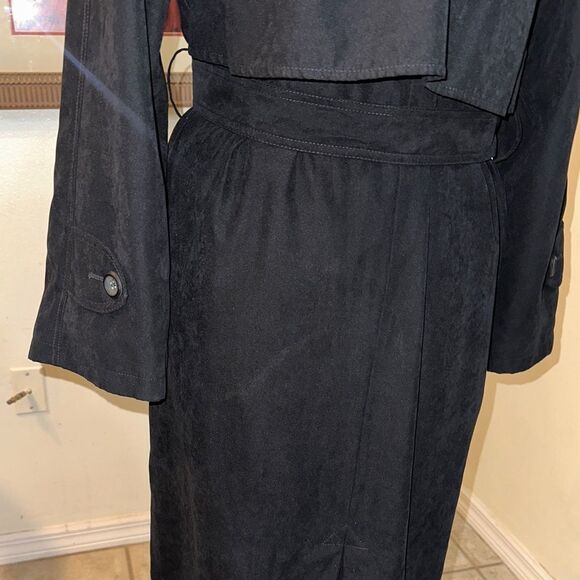 London Fog Black Long Double Breasted Trench Coat w/ Matching Belt Size 6P - Picture 12 of 15